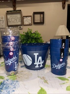 Los Angeles Dodgers Reusable Cups & Bucket